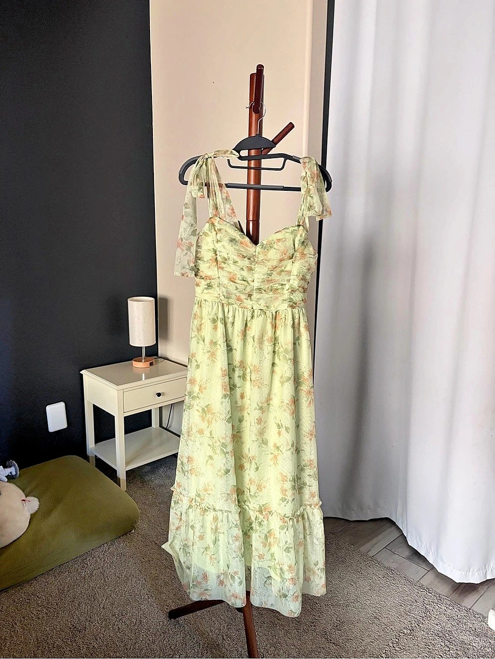 Floral Maxi Dress in Green Size Large